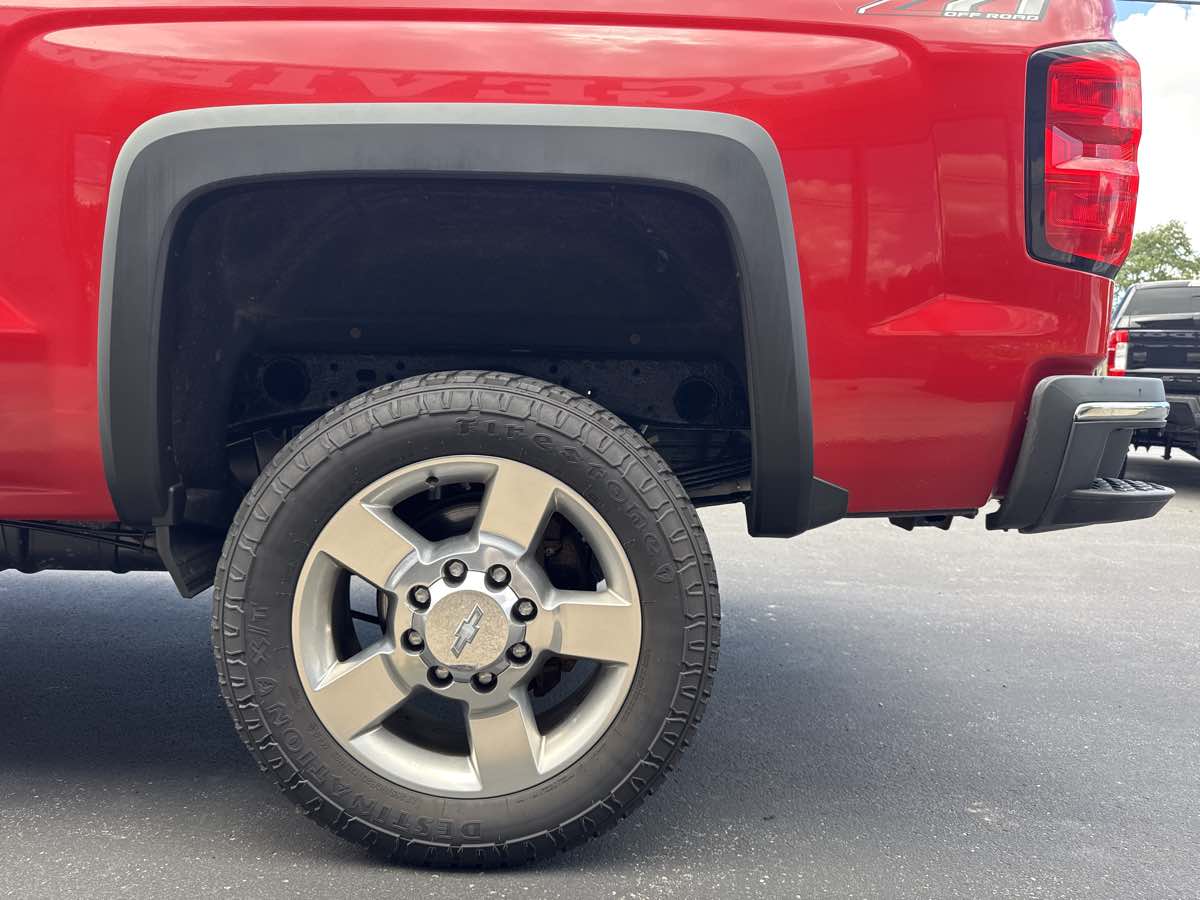 2018 Chevrolet Silverado 2500HD LT Z71 photo 21