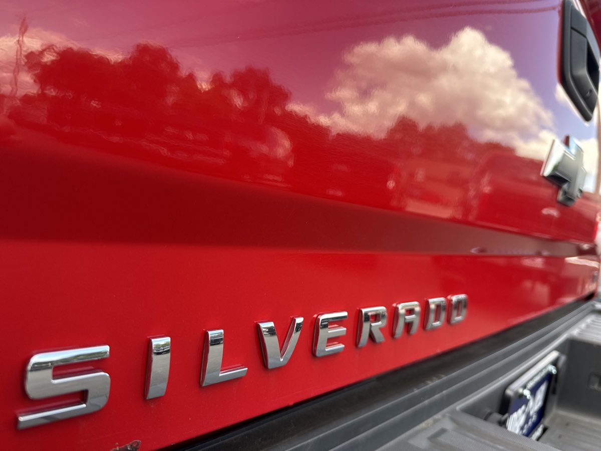 2018 Chevrolet Silverado 2500HD LT Z71 photo 25