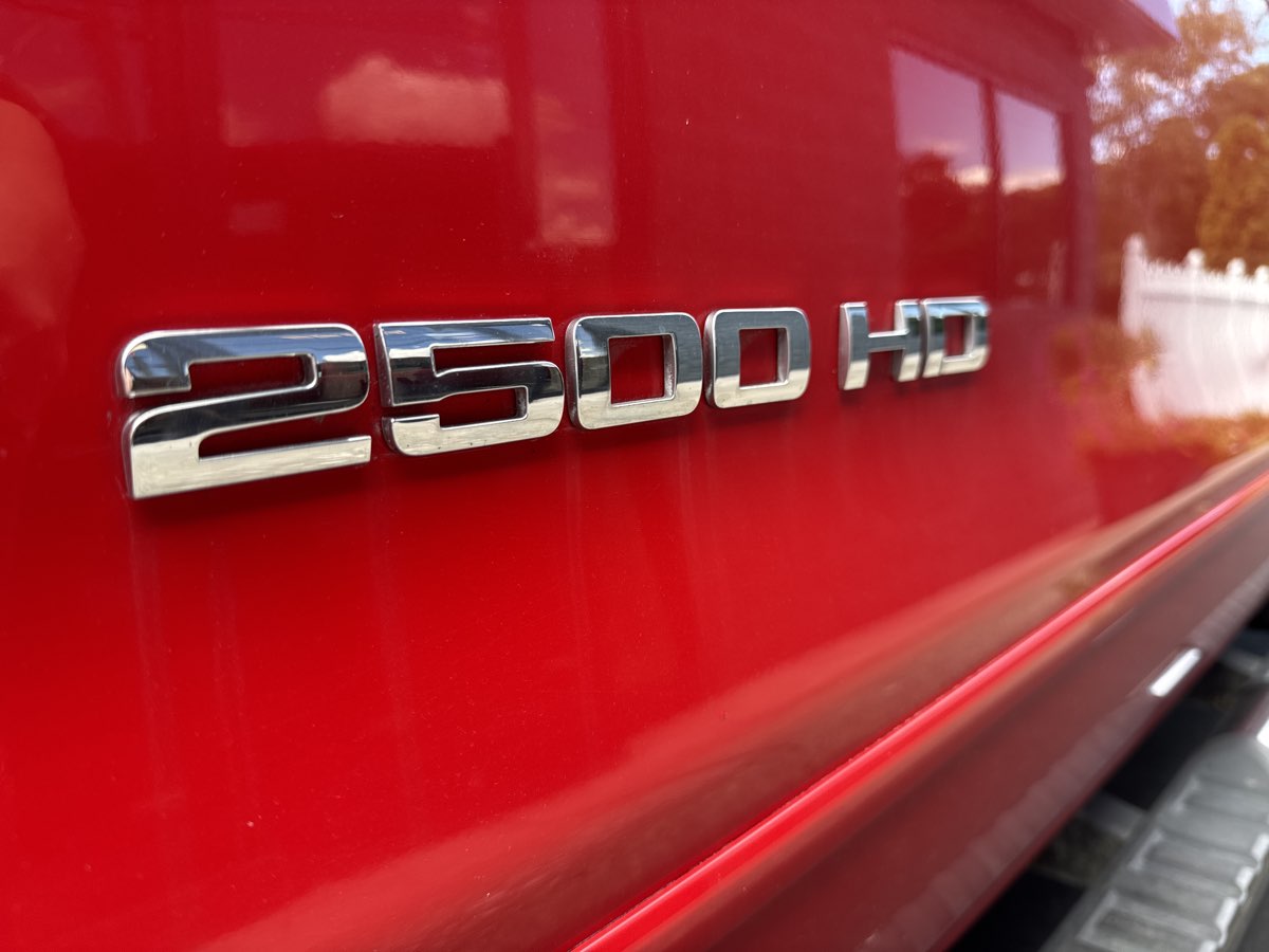 2018 Chevrolet Silverado 2500HD LT Z71 photo 28