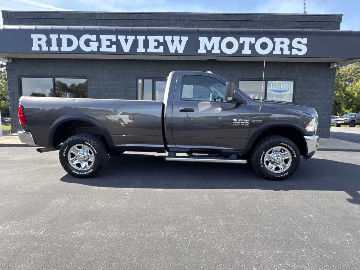 2017 Ram 3500 Tradesman photo 2