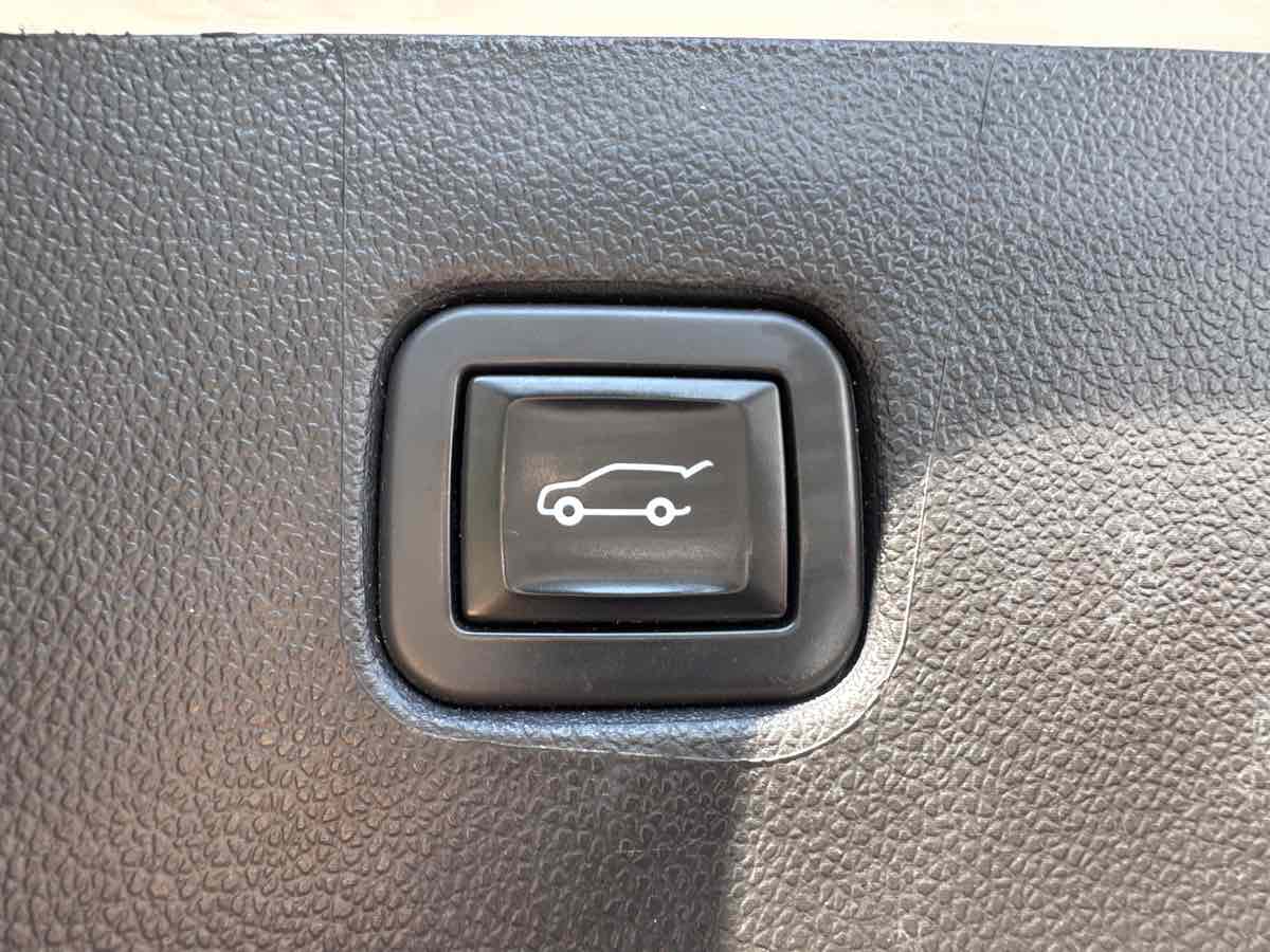 2021 Chevrolet Blazer 2LT photo 11