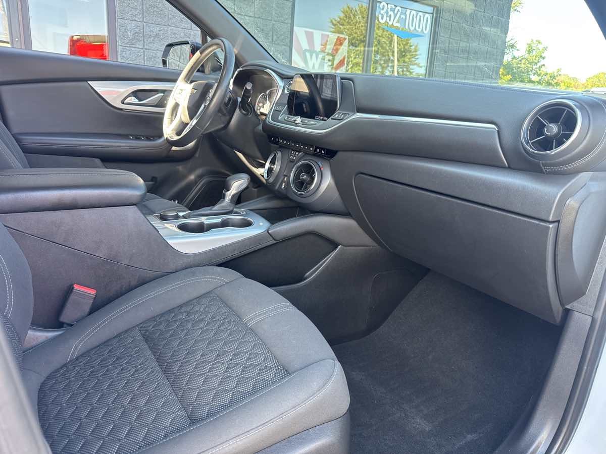 2021 Chevrolet Blazer 2LT photo 13