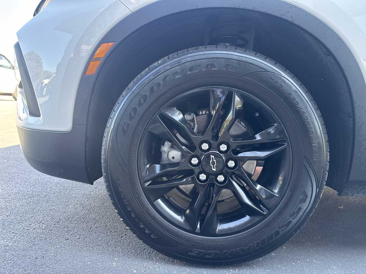 2021 Chevrolet Blazer 2LT photo 24