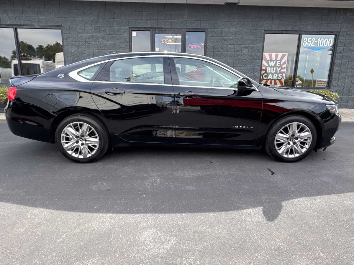 2016 Chevrolet Impala LS photo 2