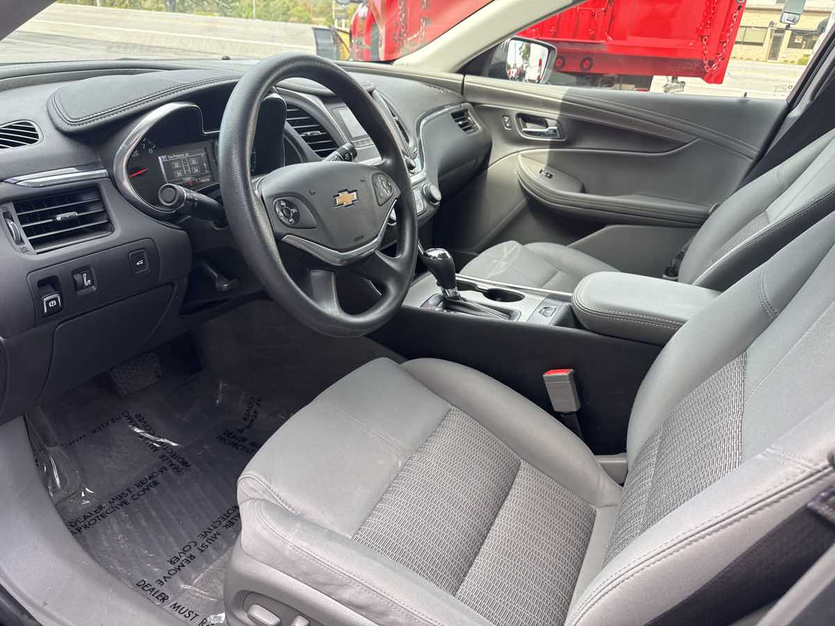 2016 Chevrolet Impala LS photo 8