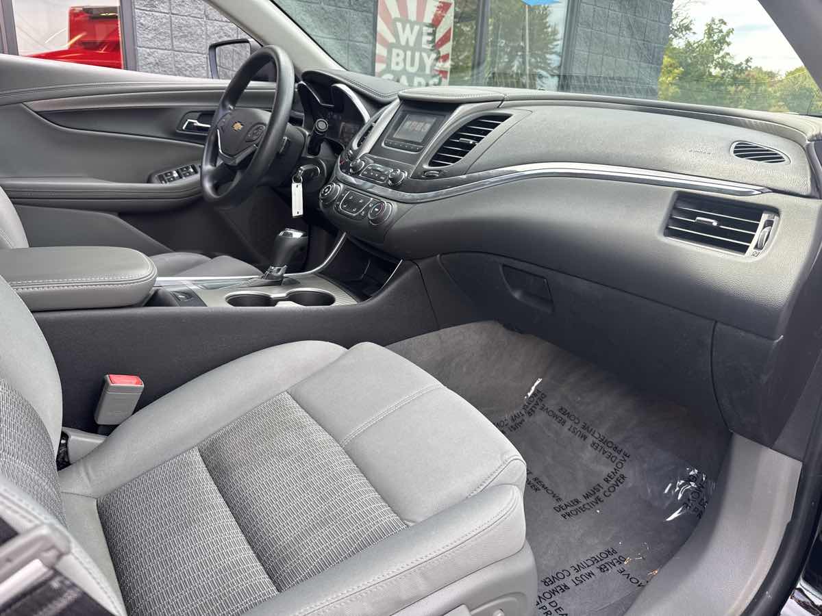 2016 Chevrolet Impala LS photo 11