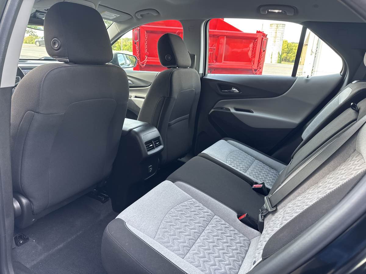 2022 Chevrolet Equinox LS photo 7