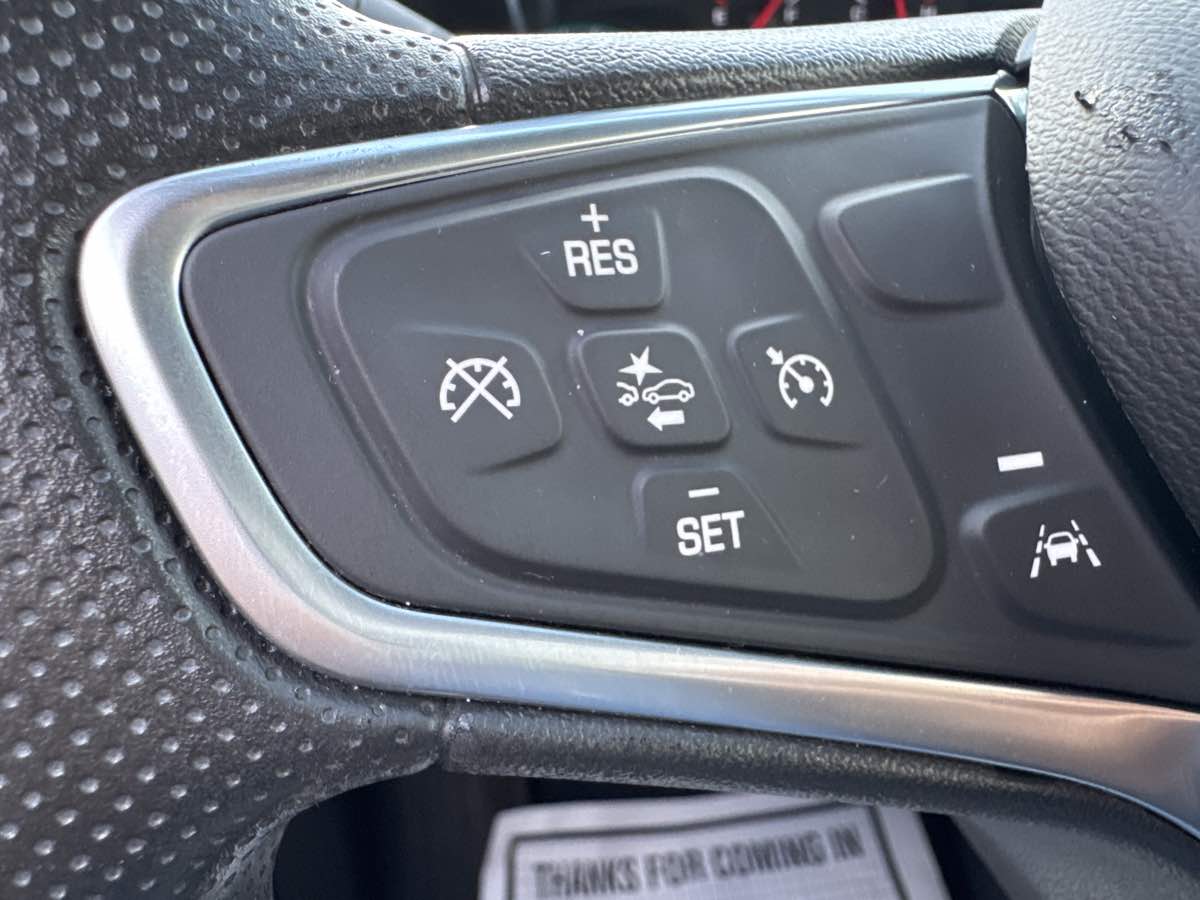 2022 Chevrolet Equinox LS photo 14