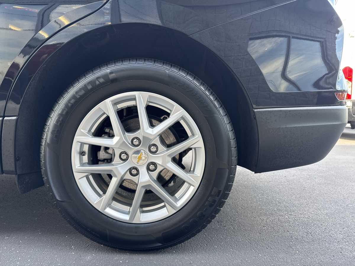 2022 Chevrolet Equinox LS photo 19