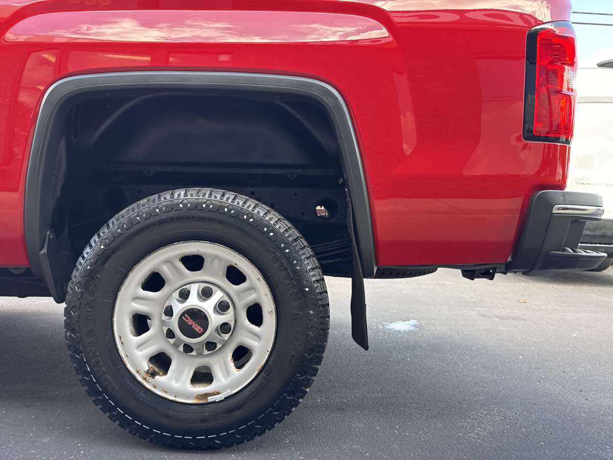 2016 Gmc Sierra Base photo 13