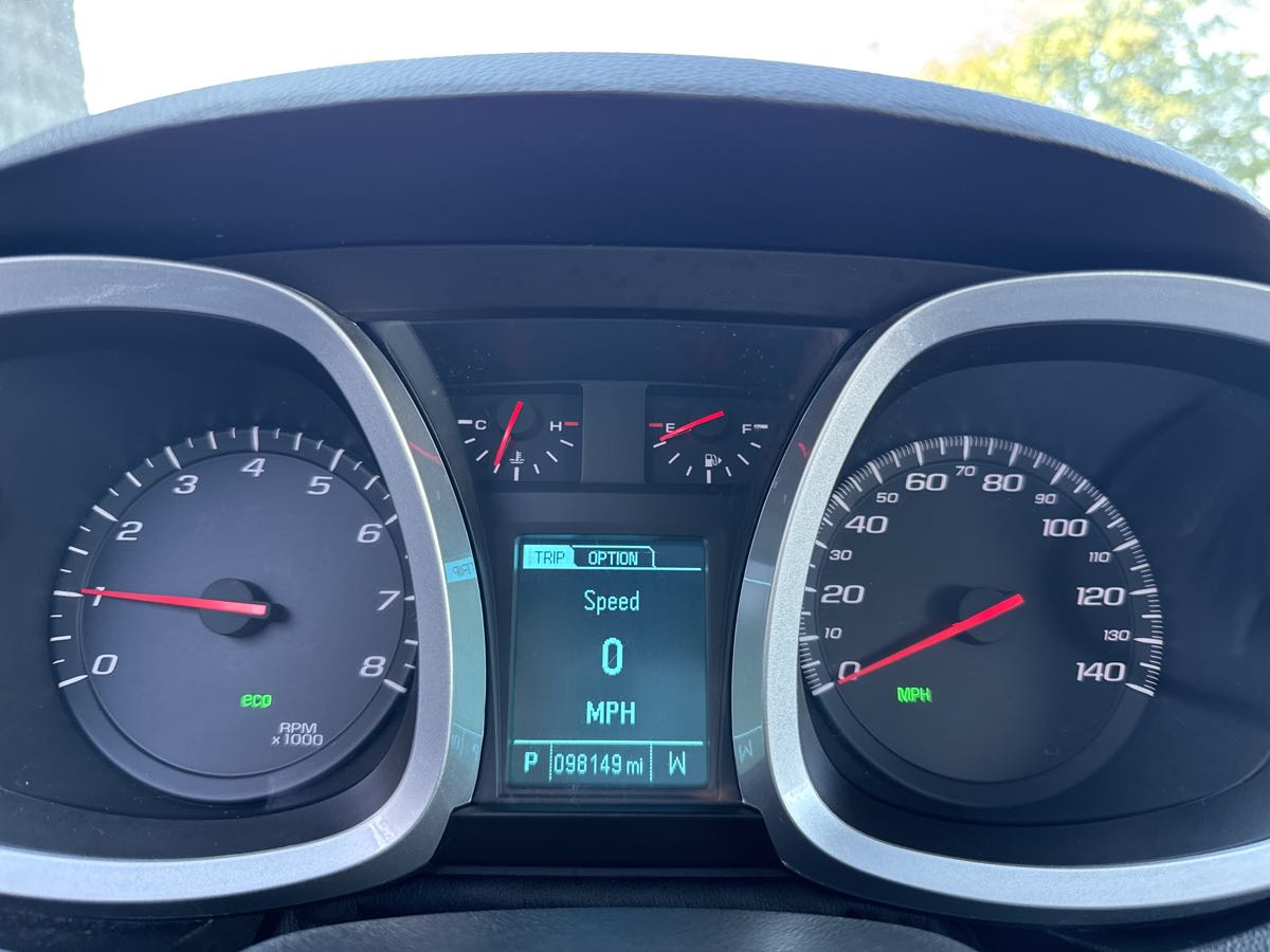 2015 Chevrolet Equinox LS photo 14