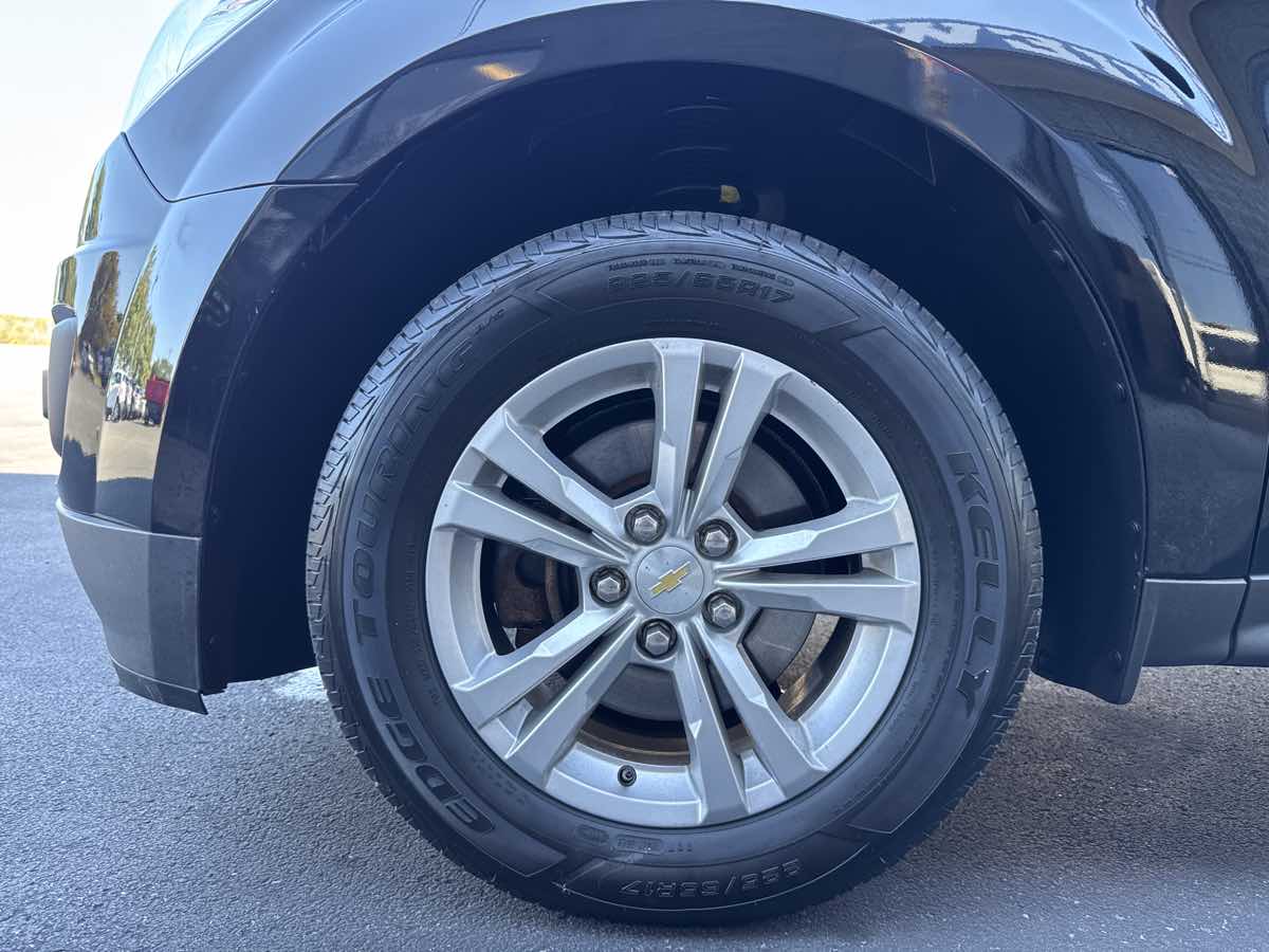 2015 Chevrolet Equinox LS photo 21