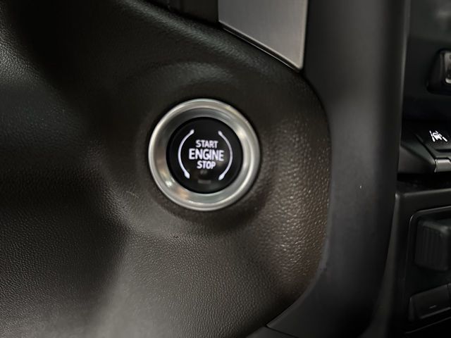 2020 GMC Sierra 1500 SLT - Photo 17