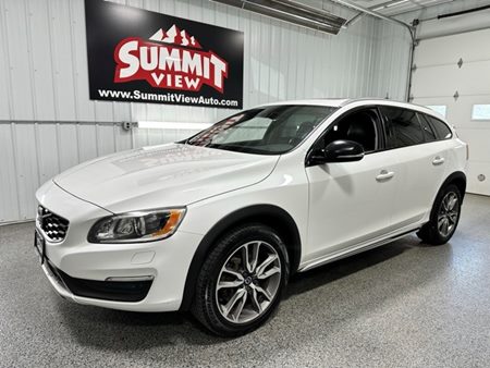 2017 Volvo V60 Cross Country T5 Platinum