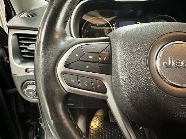 Sold 2019 Jeep Cherokee Latitude Plus in Spencerport