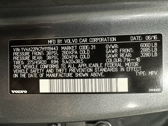 Sold 2017 Volvo XC90 T6 Momentum in Spencerport