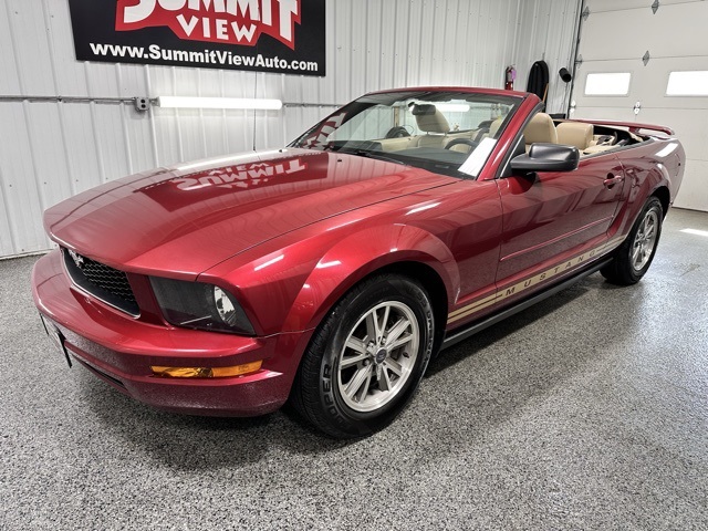 2005 Ford Mustang V6 photo 7