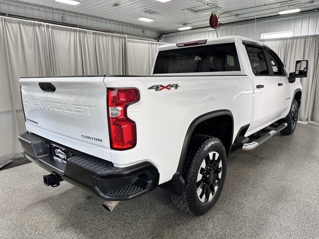 2020 Chevrolet Silverado 2500HD Custom photo 4