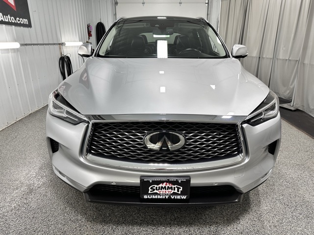 2019 Infiniti QX50 Essential photo 2