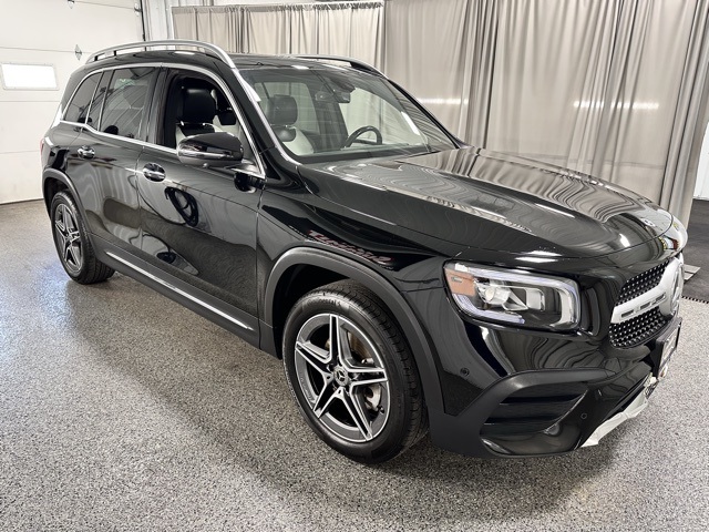 2022 Mercedes Benz GLB 250 4MATIC photo 3