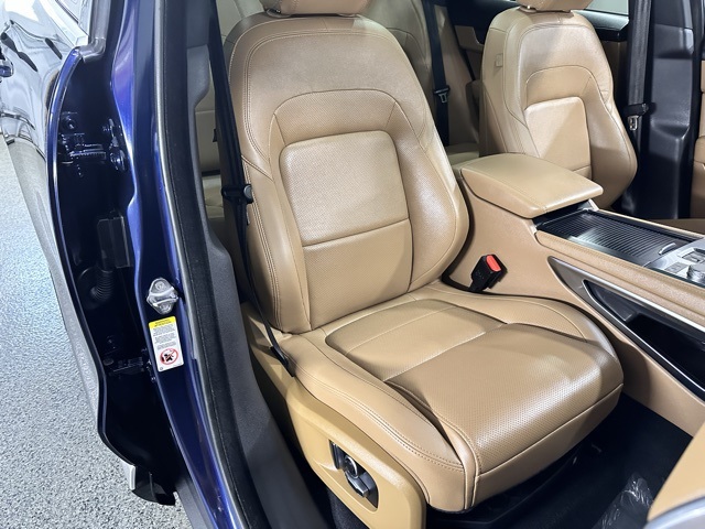 2021 Jaguar F-PACE P250 S photo 23