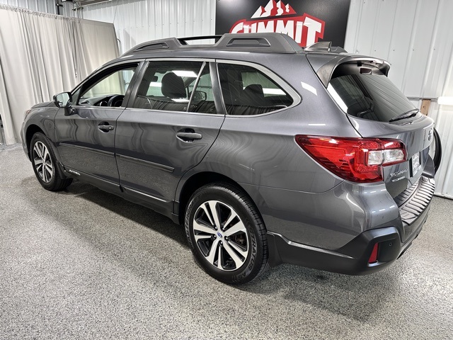 2018 Subaru Outback 2.5i Limited photo 4