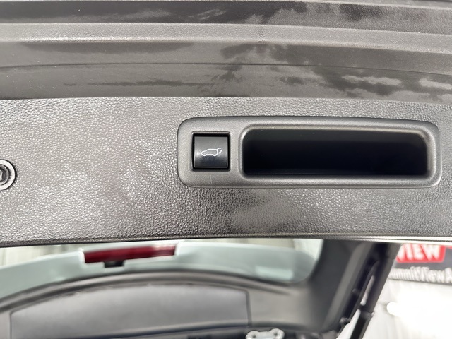 2020 Toyota Highlander XLE photo 10