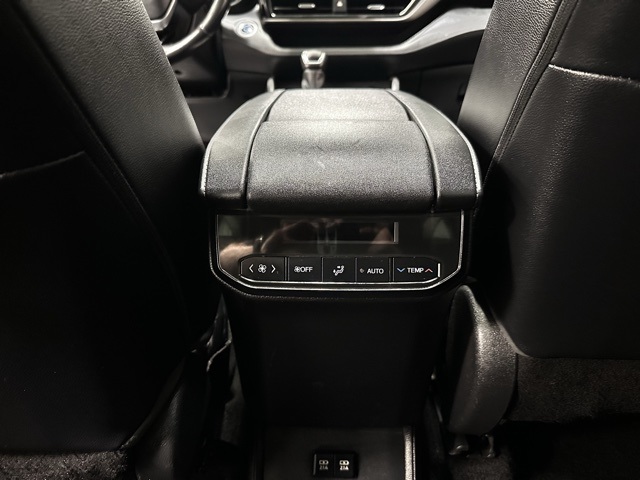 2020 Toyota Highlander XLE photo 15