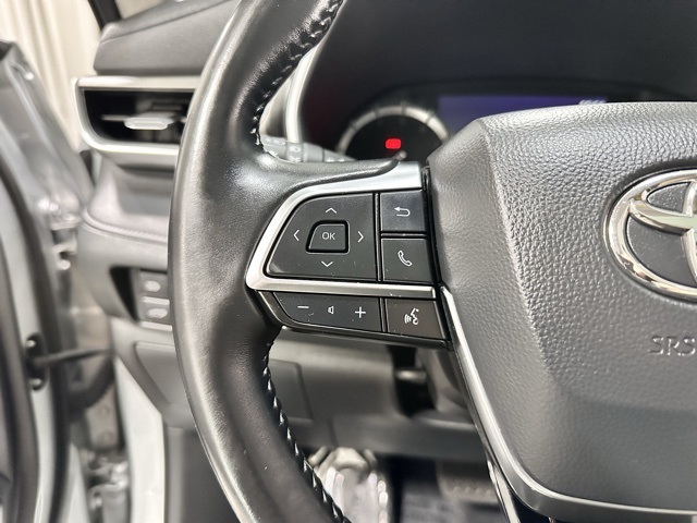 2020 Toyota Highlander XLE photo 19