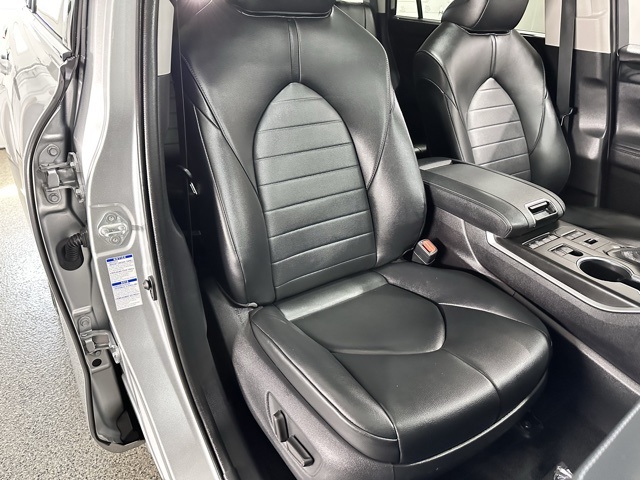 2020 Toyota Highlander XLE photo 25