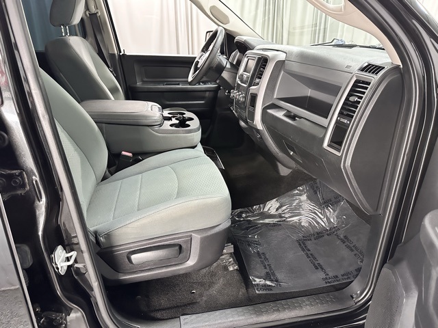 2016 Ram 1500 Express photo 7
