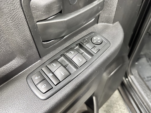 2016 Ram 1500 Express photo 16