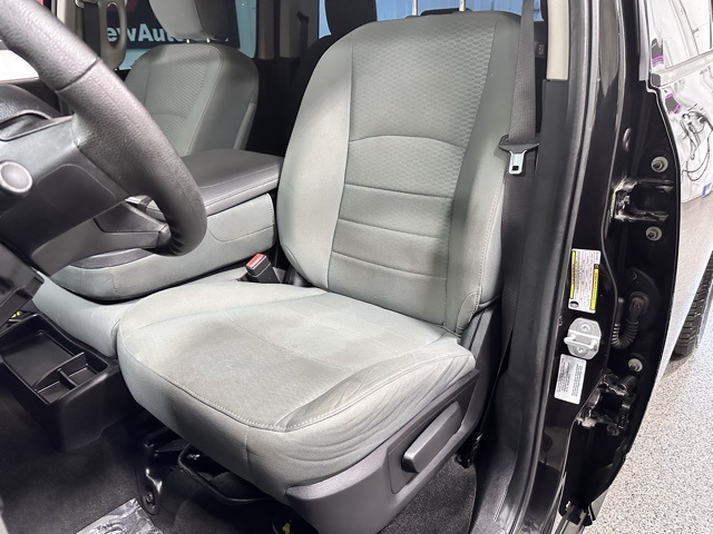 2016 Ram 1500 Express photo 17