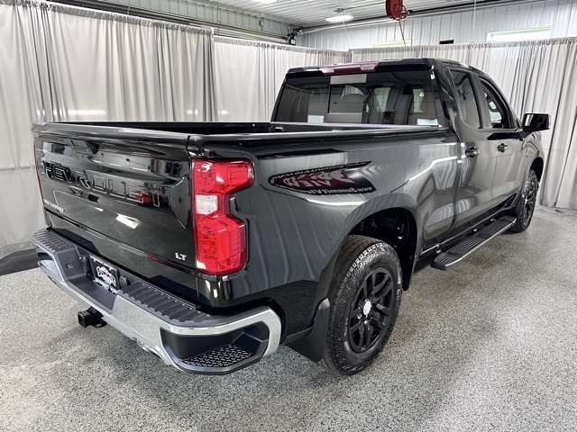 2019 Chevrolet Silverado 1500 LT photo 4