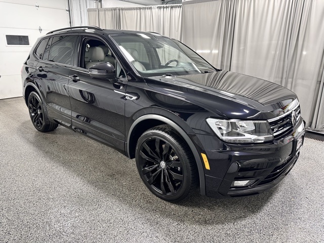 2021 Volkswagen Tiguan SEL photo 3