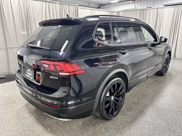 2021 Volkswagen Tiguan SEL photo 4