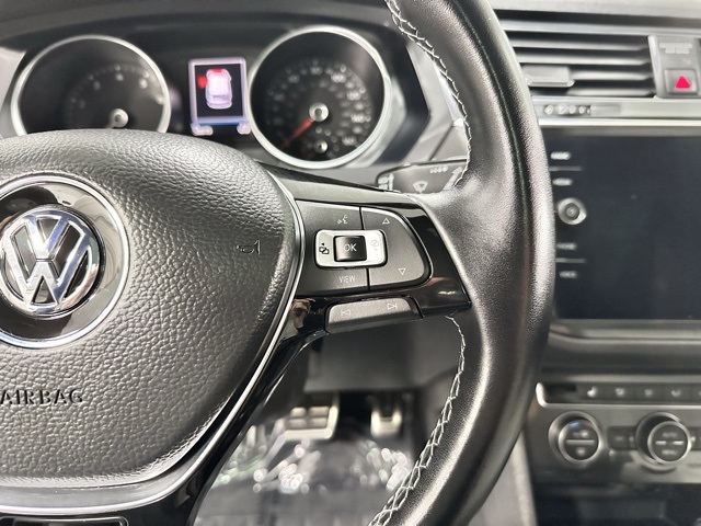 2021 Volkswagen Tiguan SEL photo 14
