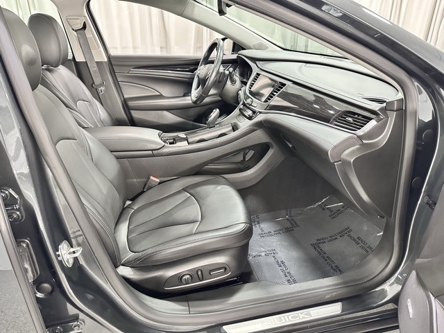 2017 Buick LaCrosse Essence photo 6