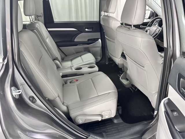 2019 Toyota Highlander XLE photo 8