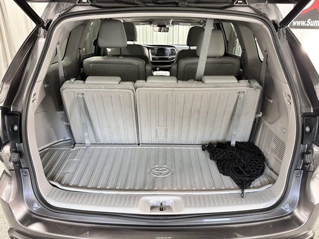 2019 Toyota Highlander XLE photo 9