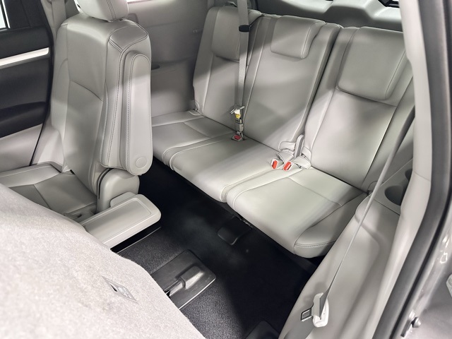 2019 Toyota Highlander XLE photo 12