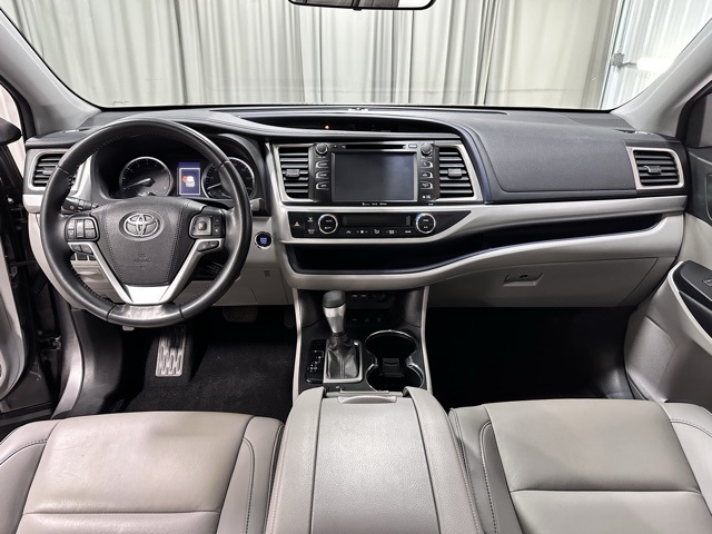 2019 Toyota Highlander XLE photo 14