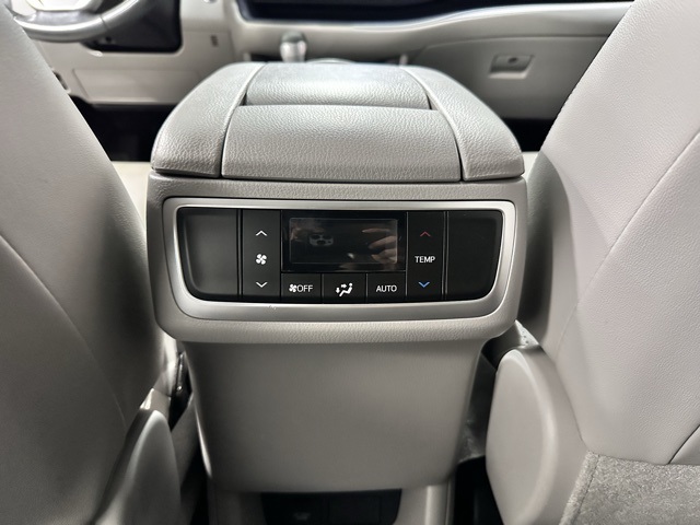 2019 Toyota Highlander XLE photo 15