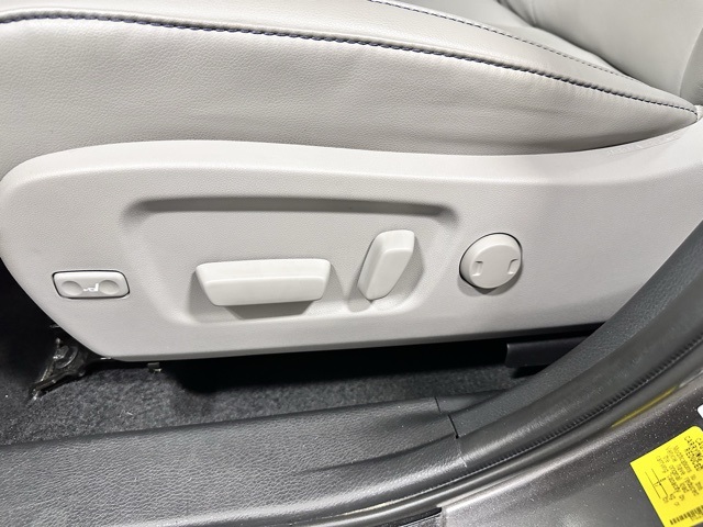 2019 Toyota Highlander XLE photo 26