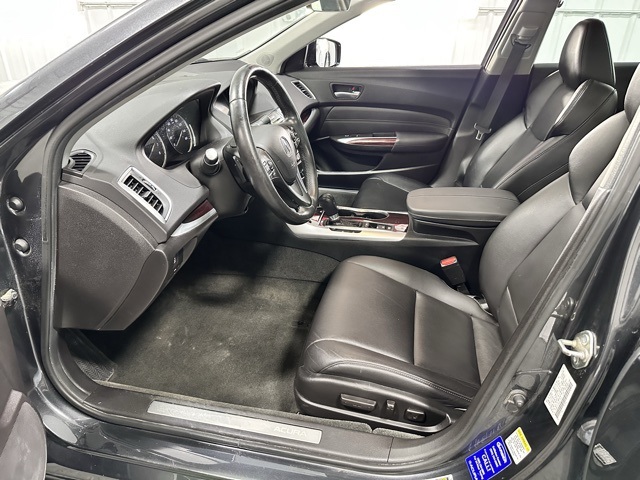 2016 Acura TLX Technology photo 11