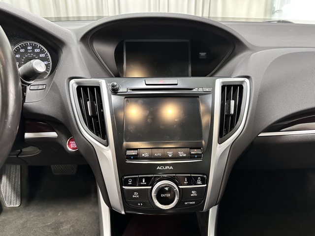 2016 Acura TLX Technology photo 13