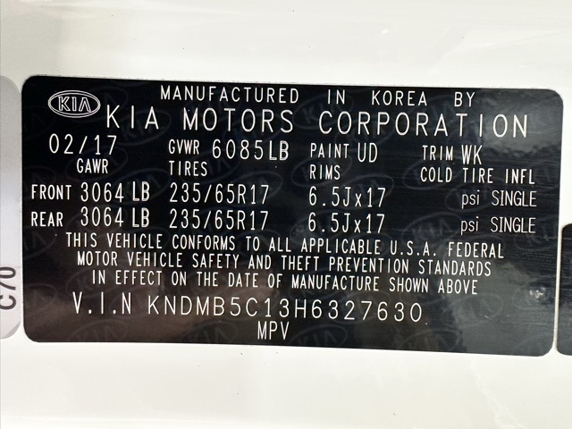 2017 Kia Sedona LX photo 28