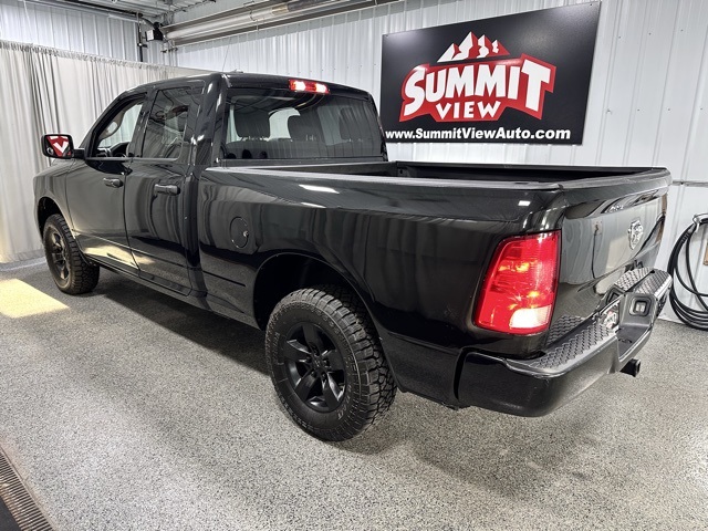 2019 Ram 1500 Classic Express photo 3