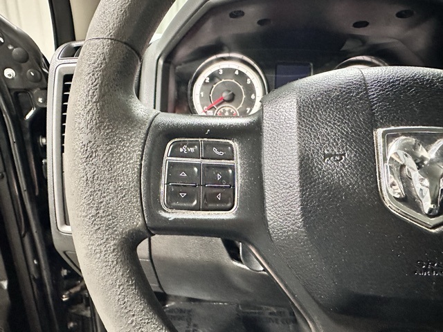 2019 Ram 1500 Classic Express photo 11