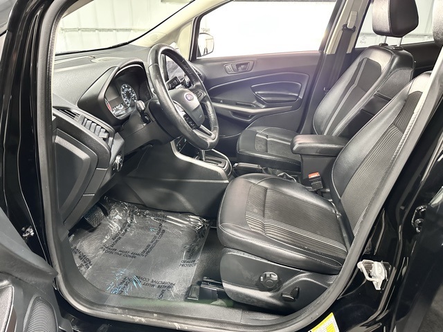 2019 Ford EcoSport SES photo 11